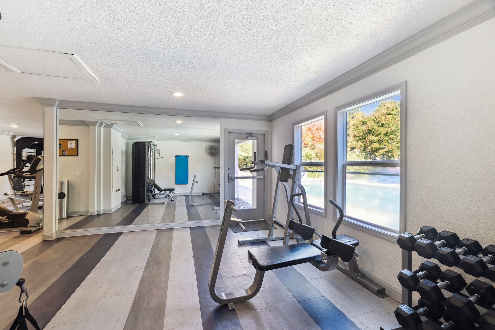 Vineyard Gardens Apartments photo 3